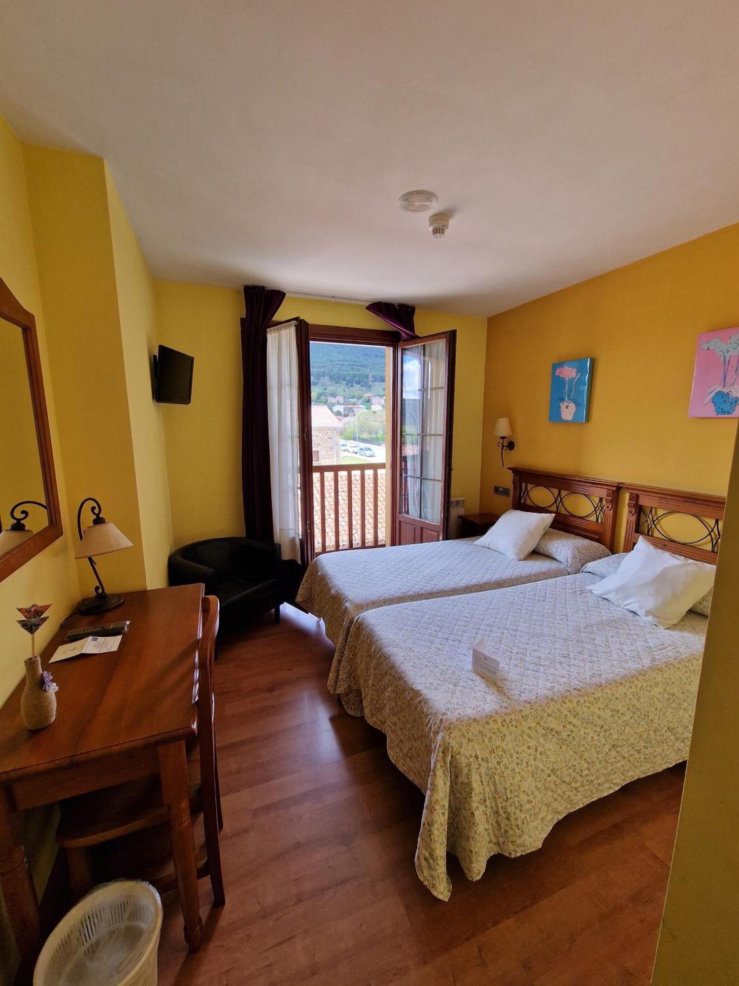 Hotel Virginia R.H. Vinuesa Zewnętrze zdjęcie